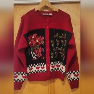 VTG PREVIEW Basics 100% Wool ,All PURE WOOL. Holidays Made in Hong Kong. SIZE M